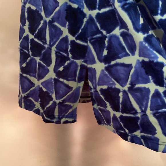 Maxine of Hollywood WO SIZE 12 Blue and White Geo designONE PIECE SWIMSUIT CLEAN - Picture 7 of 15